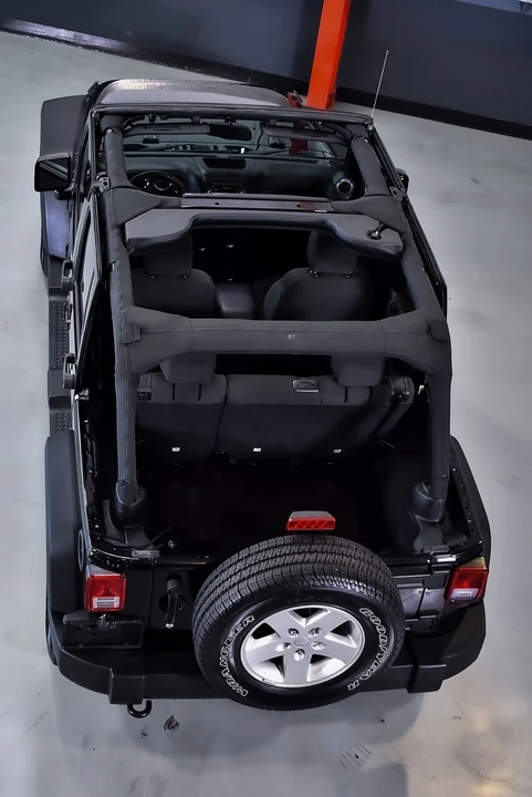 2017 Jeep JK Wrangler - Image 24 of 31