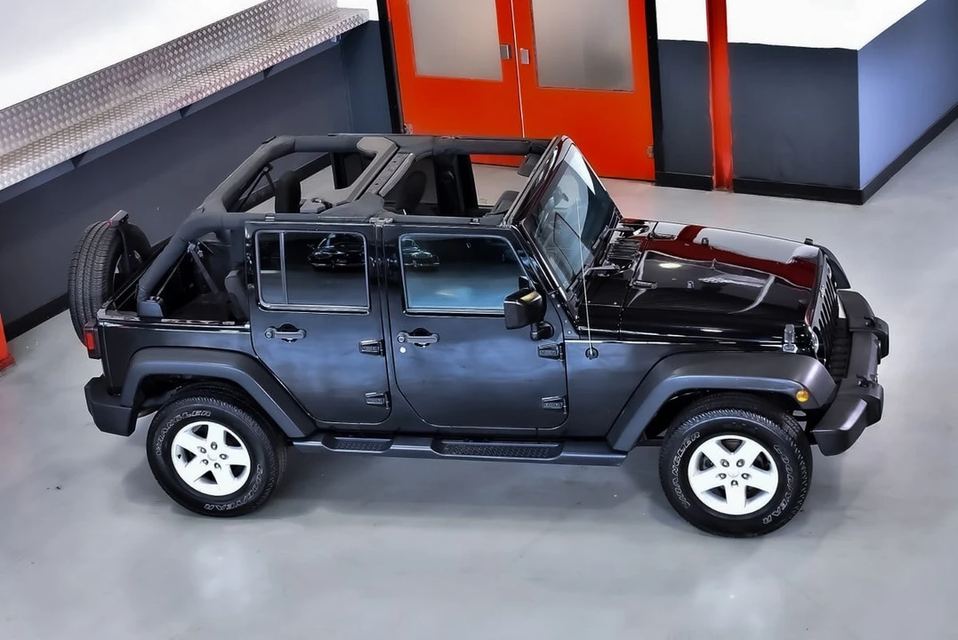 2017 Jeep JK Wrangler - Image 13 of 31