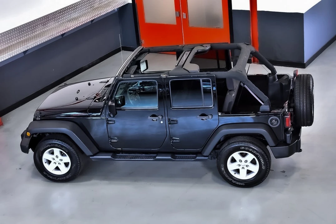 2017 Jeep JK Wrangler - Image 26 of 31