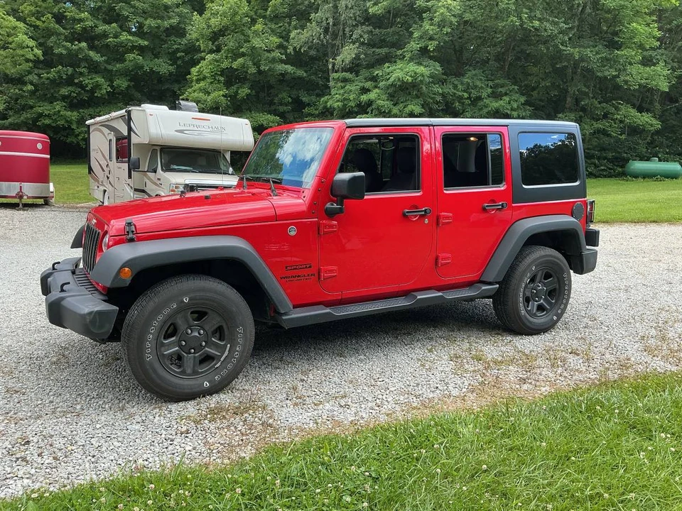 2017 Jeep JK Wrangler - Image 8 of 15