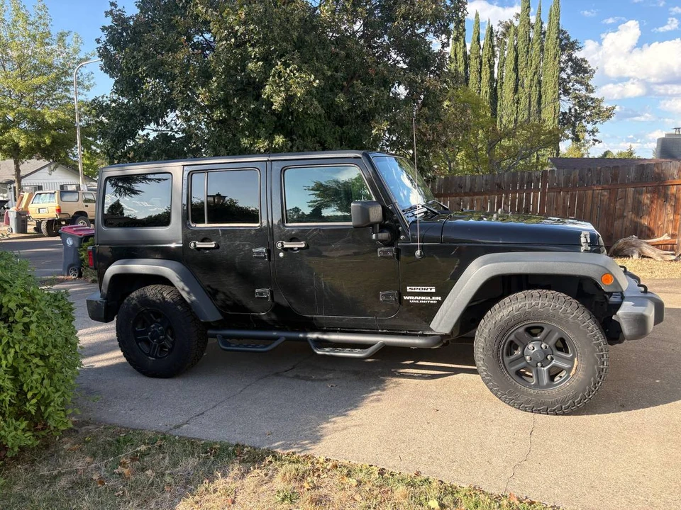 2017 Jeep JK Wrangler - Image 2 of 4