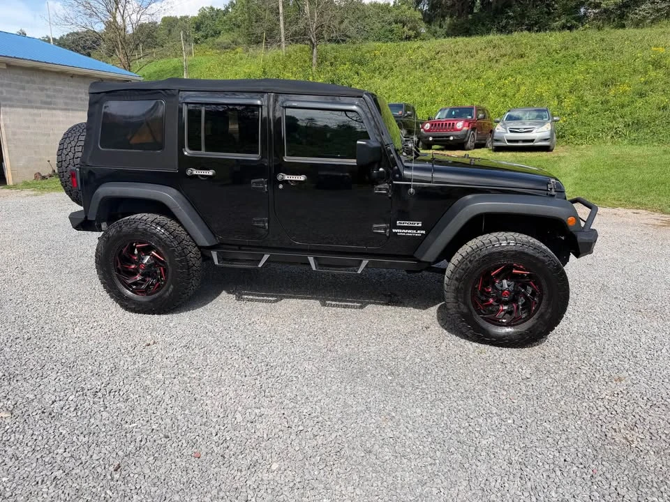 2017 Jeep JK Wrangler - Image 2 of 14