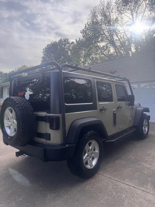 2017 Jeep JK Wrangler - Image 3 of 12