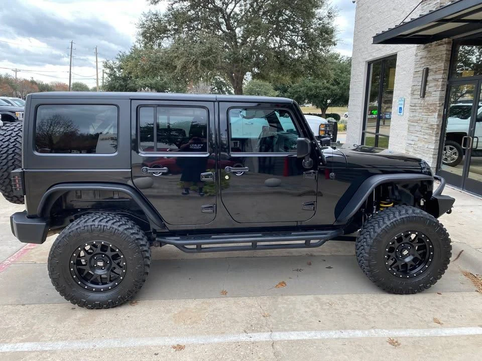 2017 Jeep JK Wrangler - Image 4 of 5