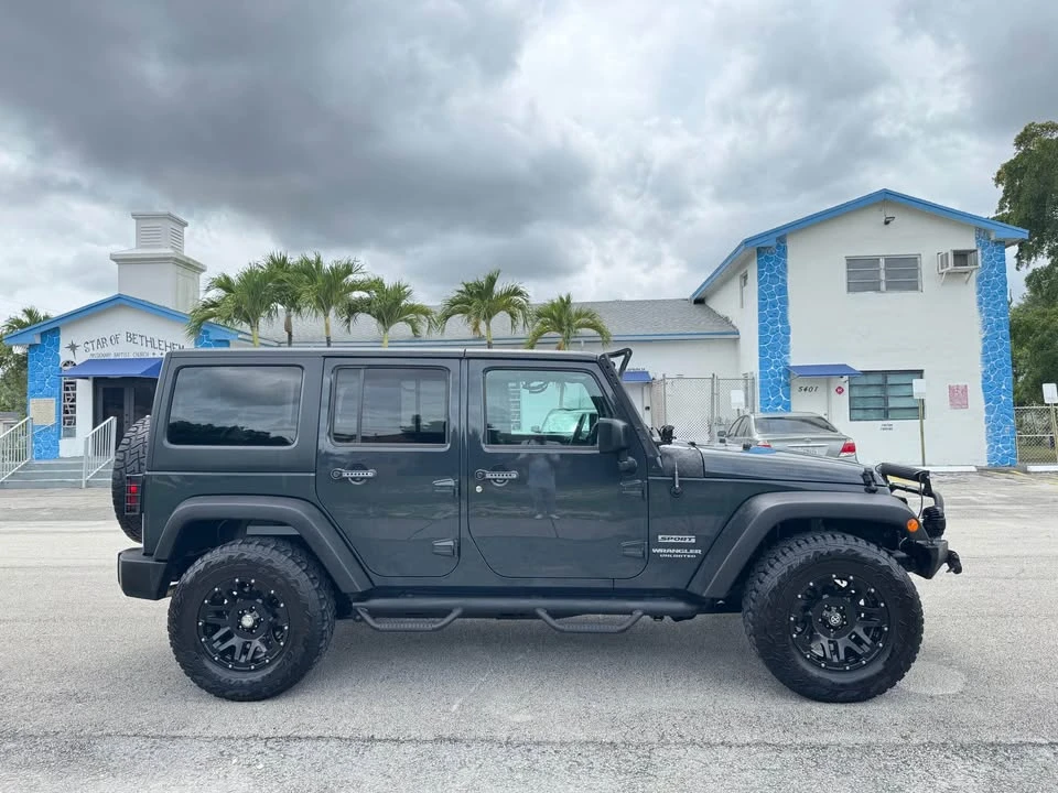 2017 Jeep JK Wrangler - Image 5 of 13