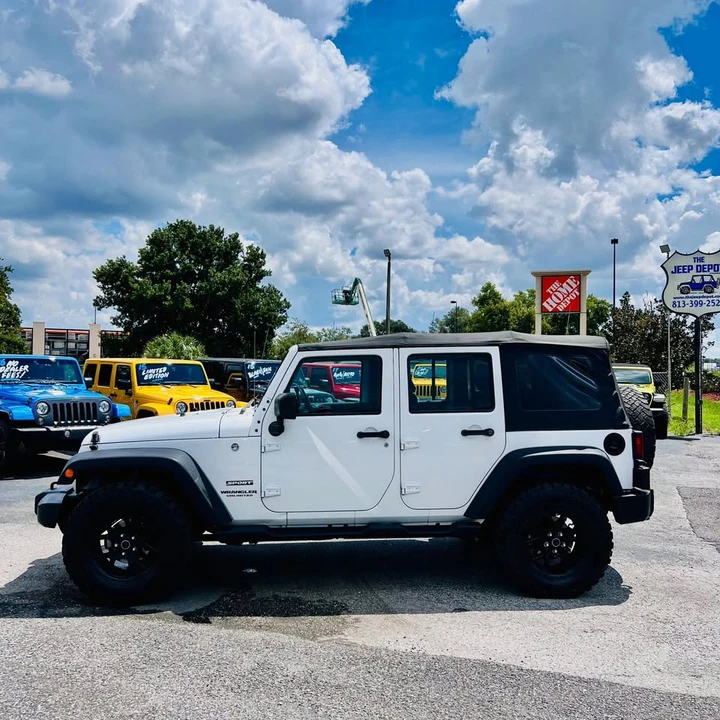 2017 Jeep JK Wrangler - Image 3 of 17