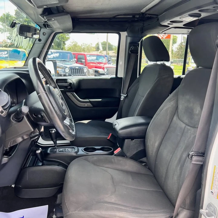 2017 Jeep JK Wrangler - Image 12 of 17