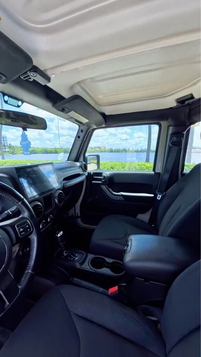 2017 Jeep JK Wrangler - Image 14 of 16