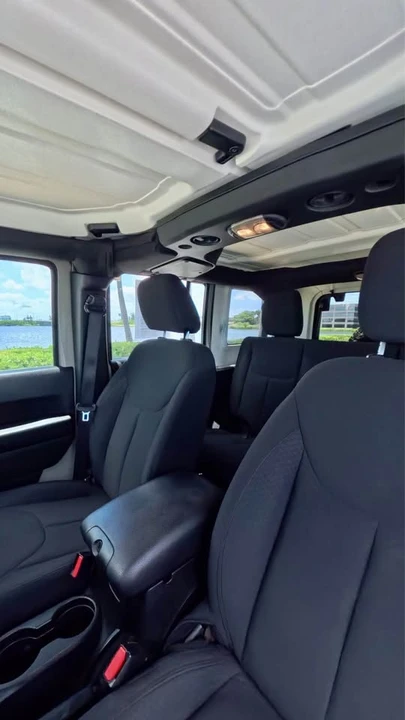 2017 Jeep JK Wrangler - Image 15 of 16