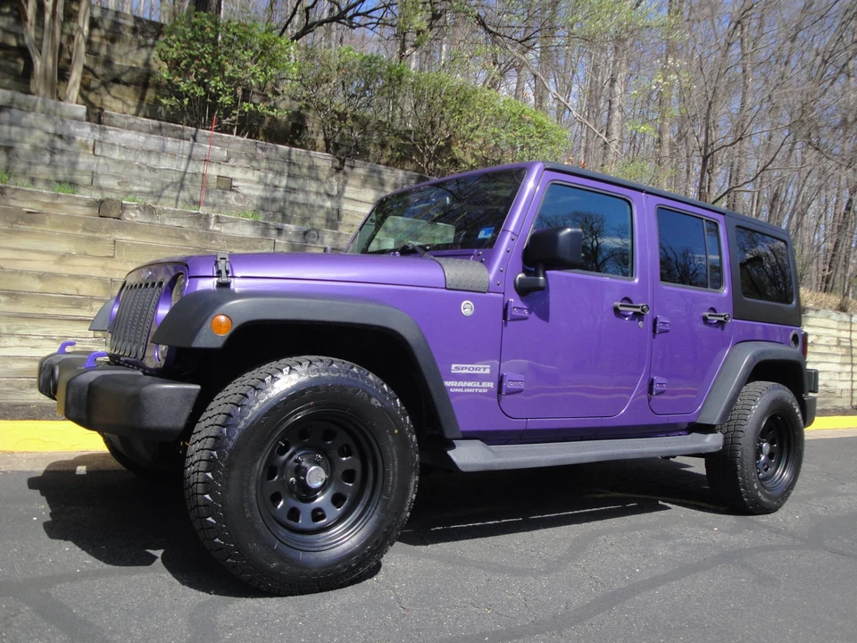 2017 Jeep JK Wrangler - Image 2 of 31