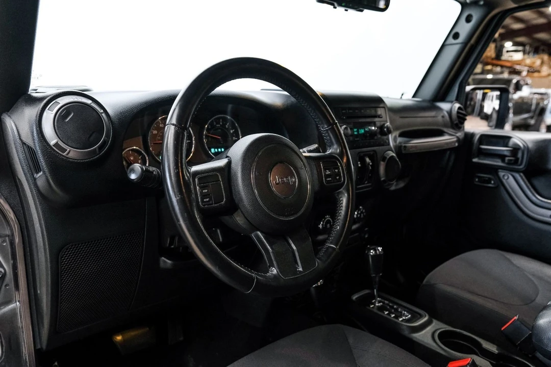 2017 Jeep JK Wrangler - Image 11 of 12