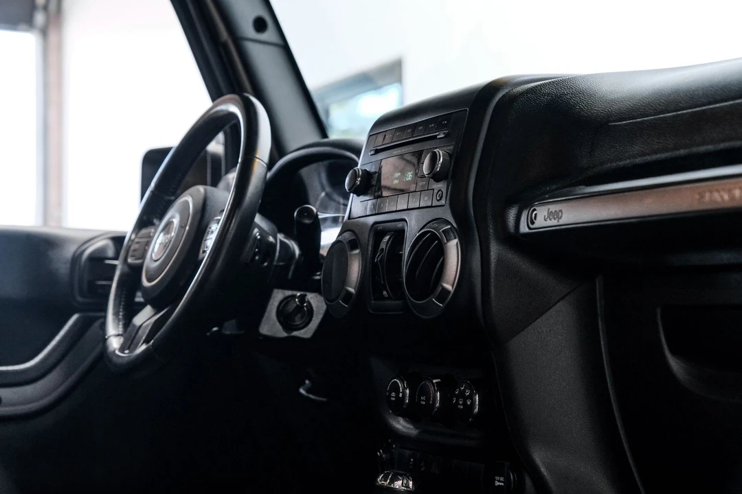 2017 Jeep JK Wrangler - Image 12 of 12
