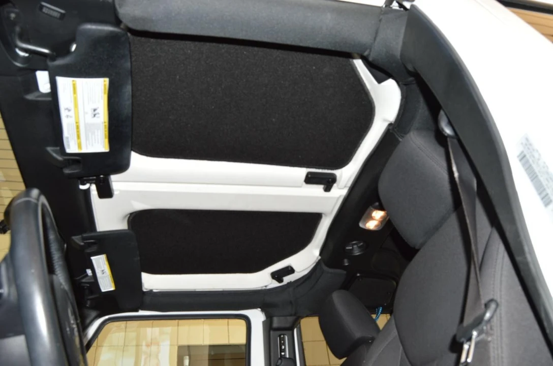 2017 Jeep JK Wrangler - Image 18 of 26