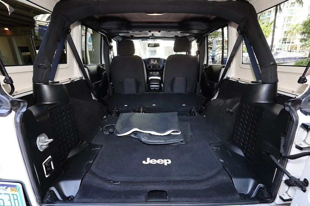 2017 Jeep JK Wrangler - Image 11 of 12