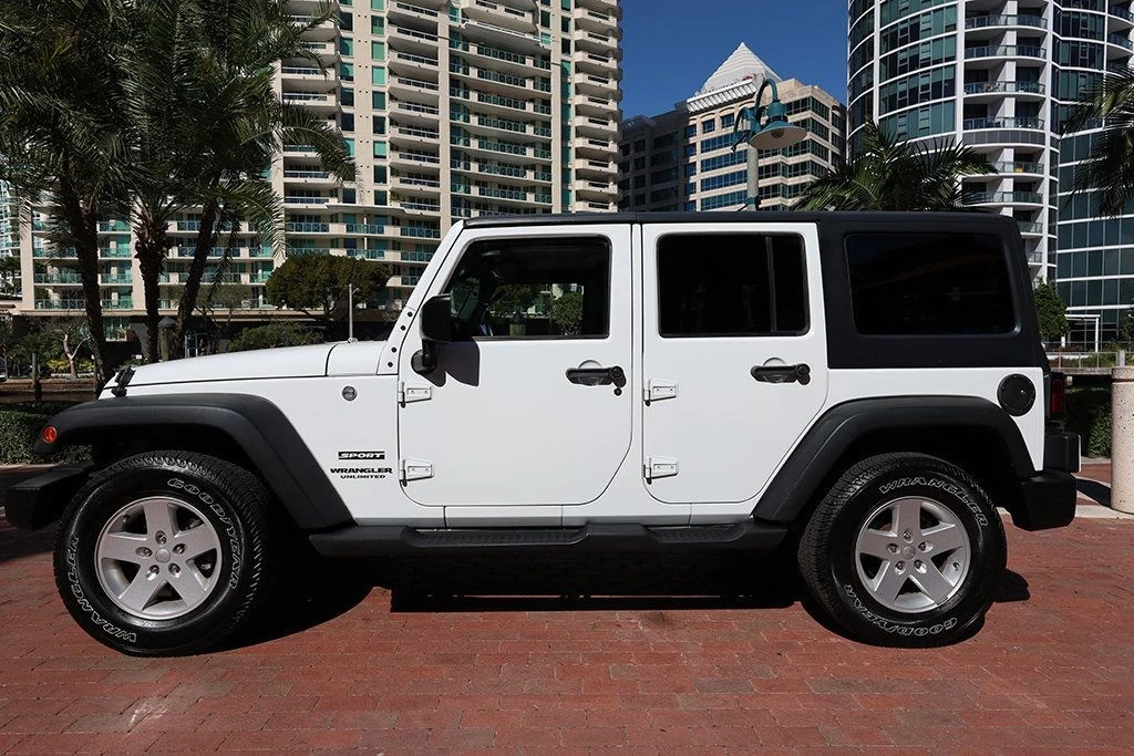 2017 Jeep JK Wrangler - Image 3 of 21