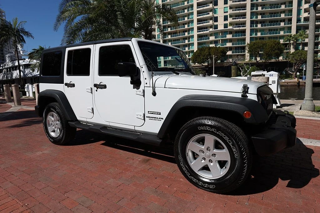 2017 Jeep JK Wrangler - Image 13 of 21