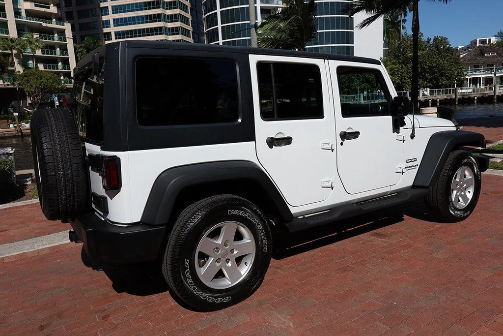 2017 Jeep JK Wrangler - Image 19 of 21