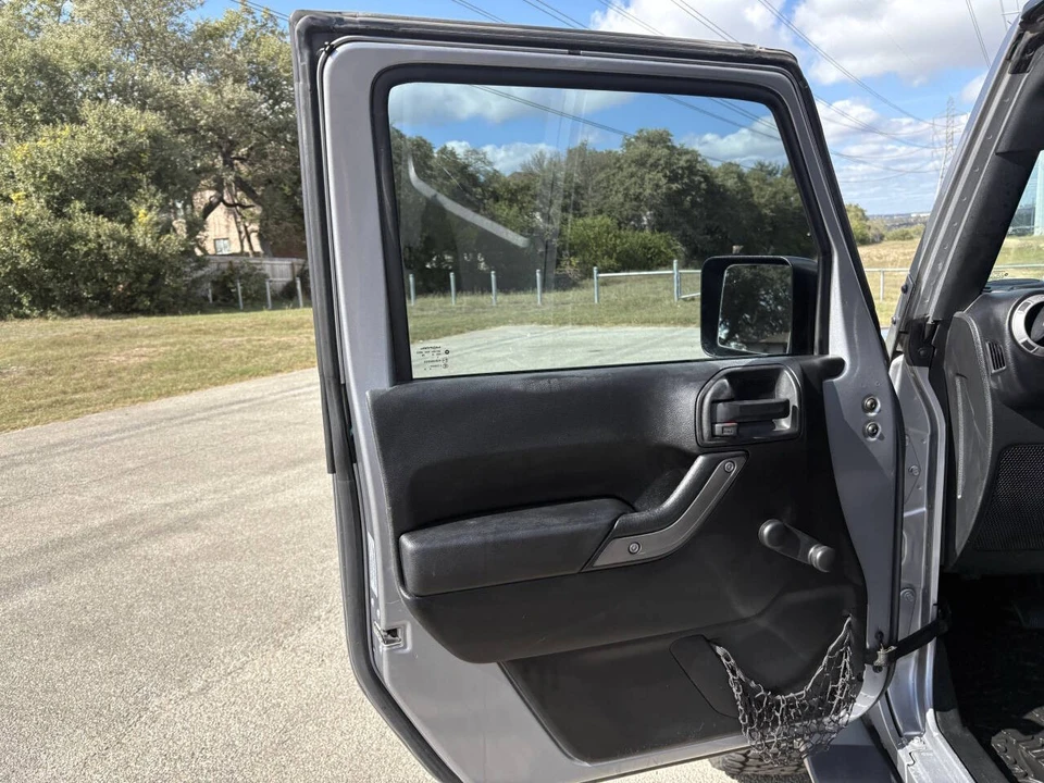 2017 Jeep JK Wrangler - Image 12 of 21