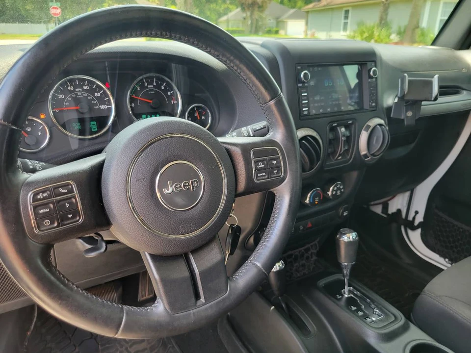 2017 Jeep JK Wrangler - Image 14 of 21