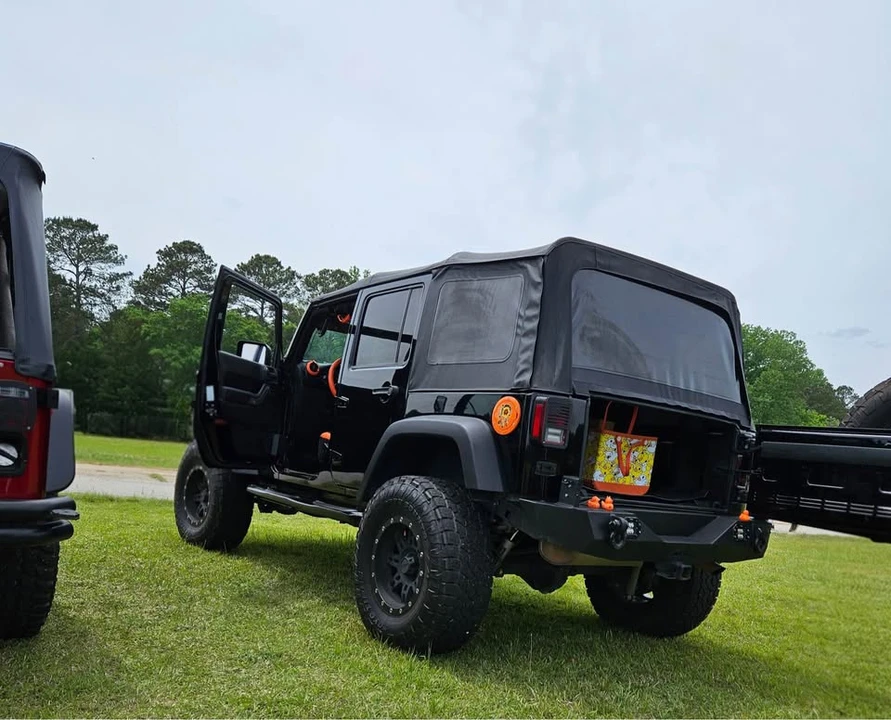 2017 Jeep JK Wrangler - Image 5 of 5