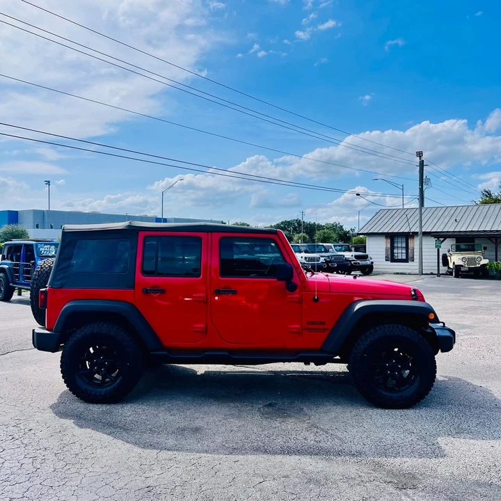 2017 Jeep JK Wrangler - Image 7 of 16