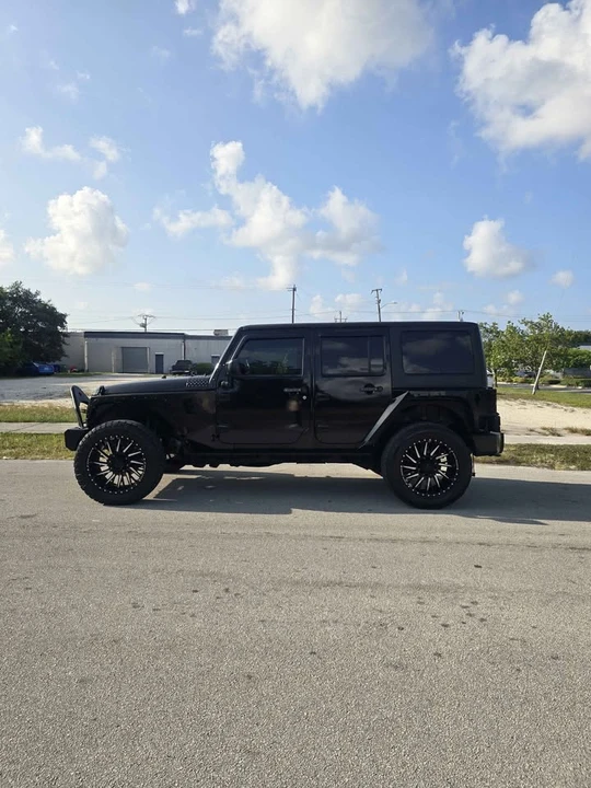 2017 Jeep JK Wrangler - Image 8 of 11