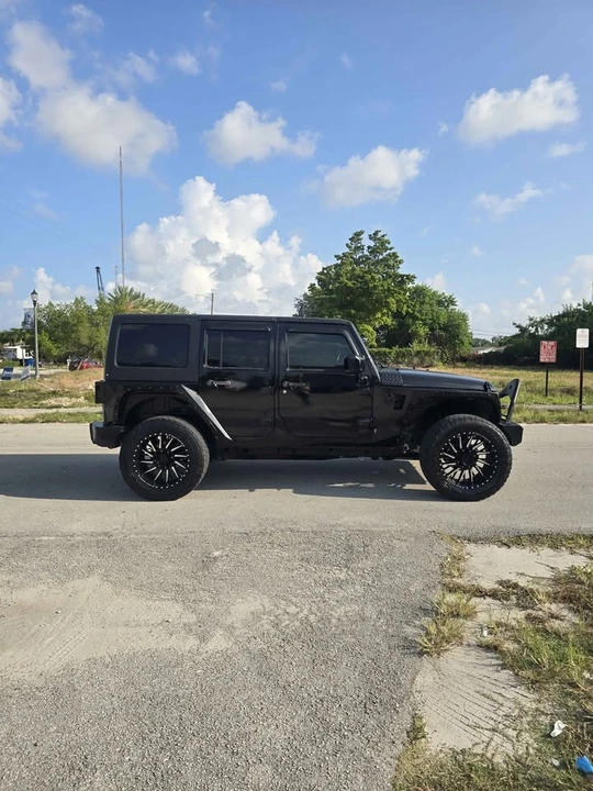 2017 Jeep JK Wrangler - Image 4 of 11
