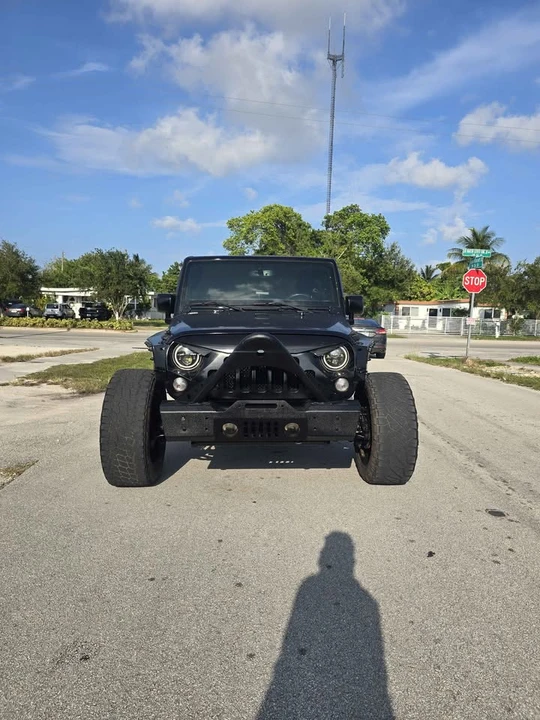 2017 Jeep JK Wrangler - Image 2 of 11