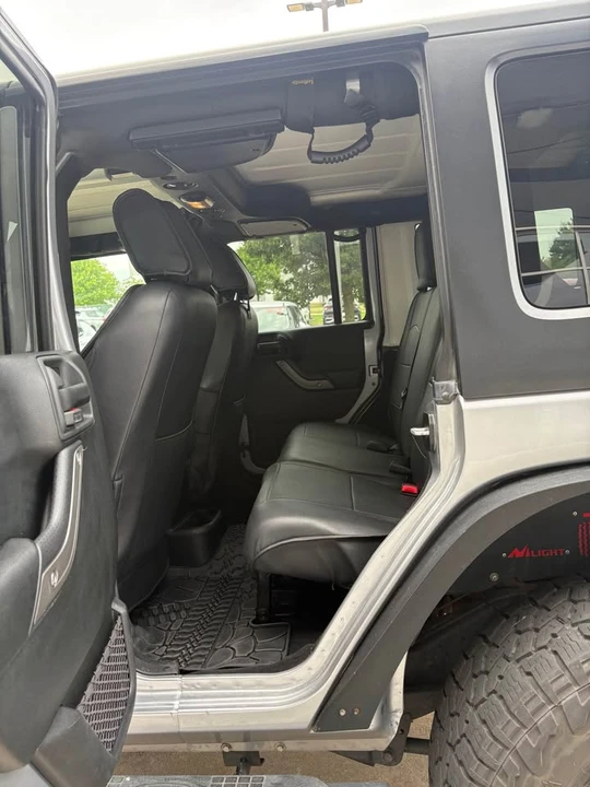 2017 Jeep JK Wrangler - Image 12 of 16