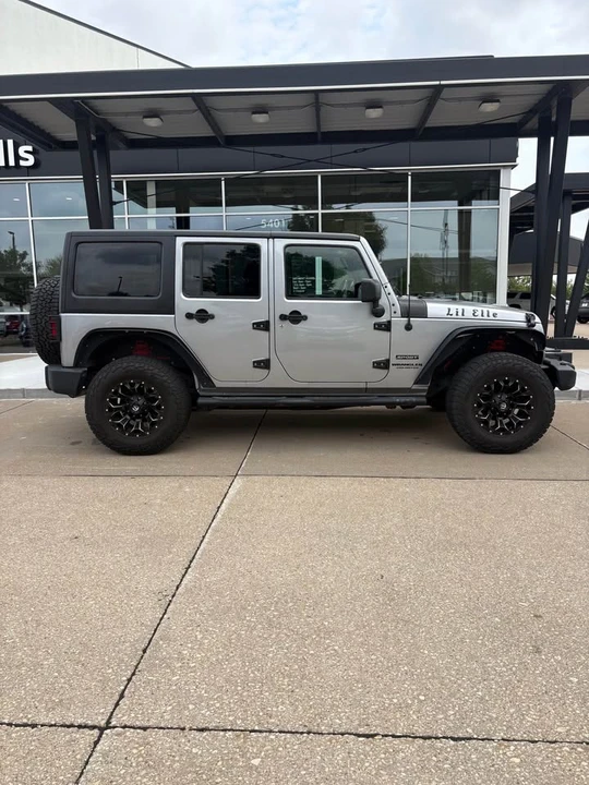 2017 Jeep JK Wrangler - Image 6 of 16