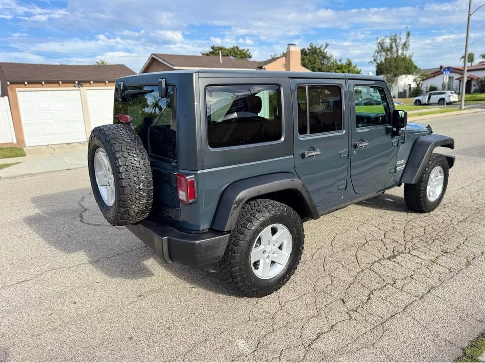 2017 Jeep JK Wrangler - Image 2 of 15