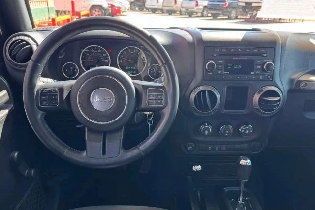2017 Jeep JK Wrangler - Image 9 of 15