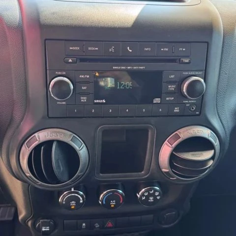 2017 Jeep JK Wrangler - Image 12 of 15
