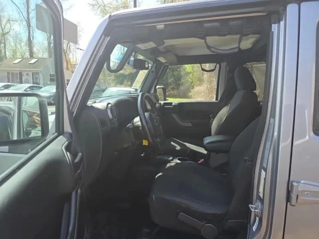 2017 Jeep JK Wrangler - Image 7 of 14