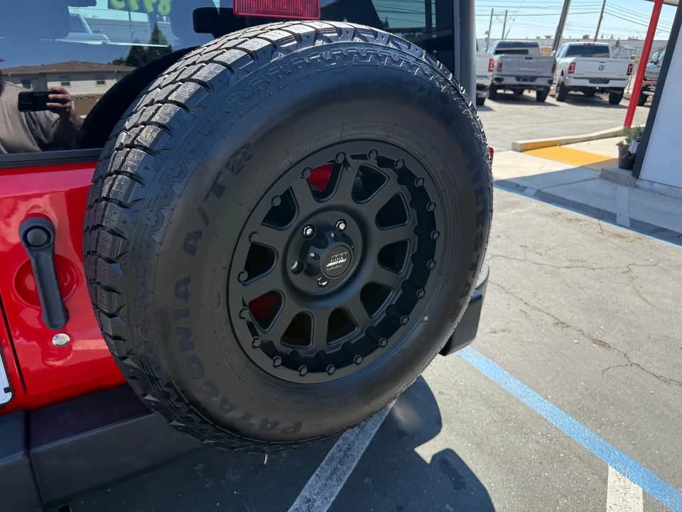 2017 Jeep JK Wrangler - Image 14 of 15