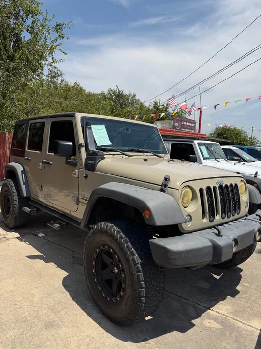 2017 Jeep JK Wrangler - Image 2 of 5