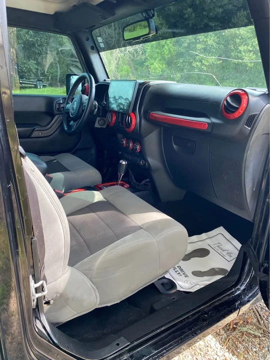 2017 Jeep JK Wrangler - Image 6 of 13