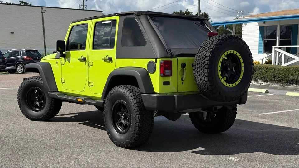 2017 Jeep JK Wrangler - Image 4 of 17