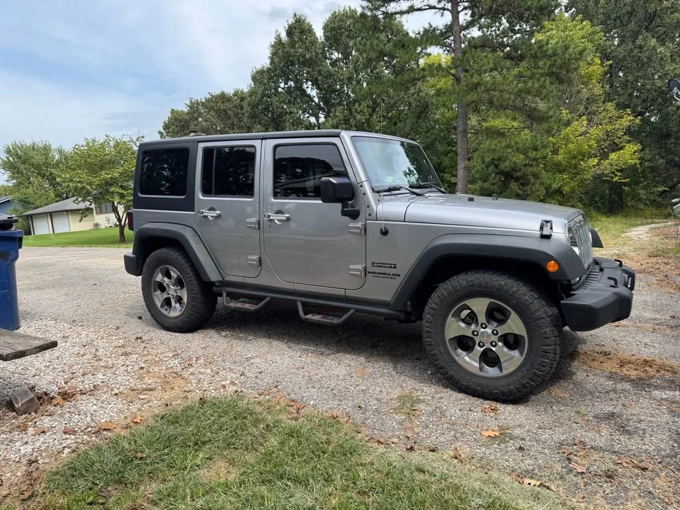 2017 Jeep JK Wrangler - Image 2 of 12