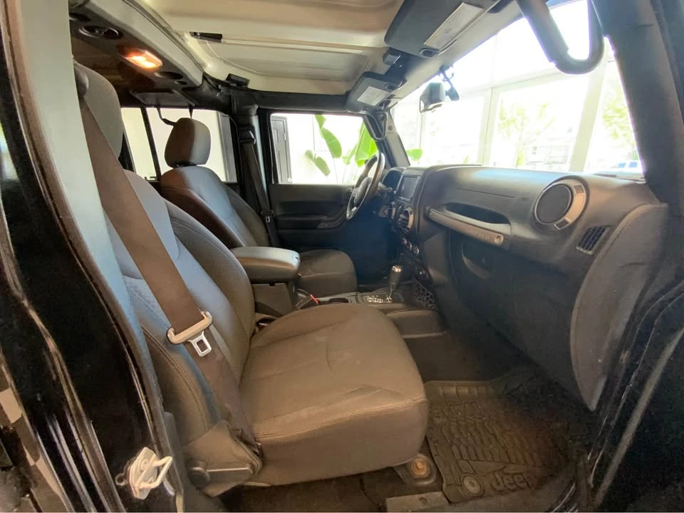 2017 Jeep JK Wrangler - Image 10 of 13