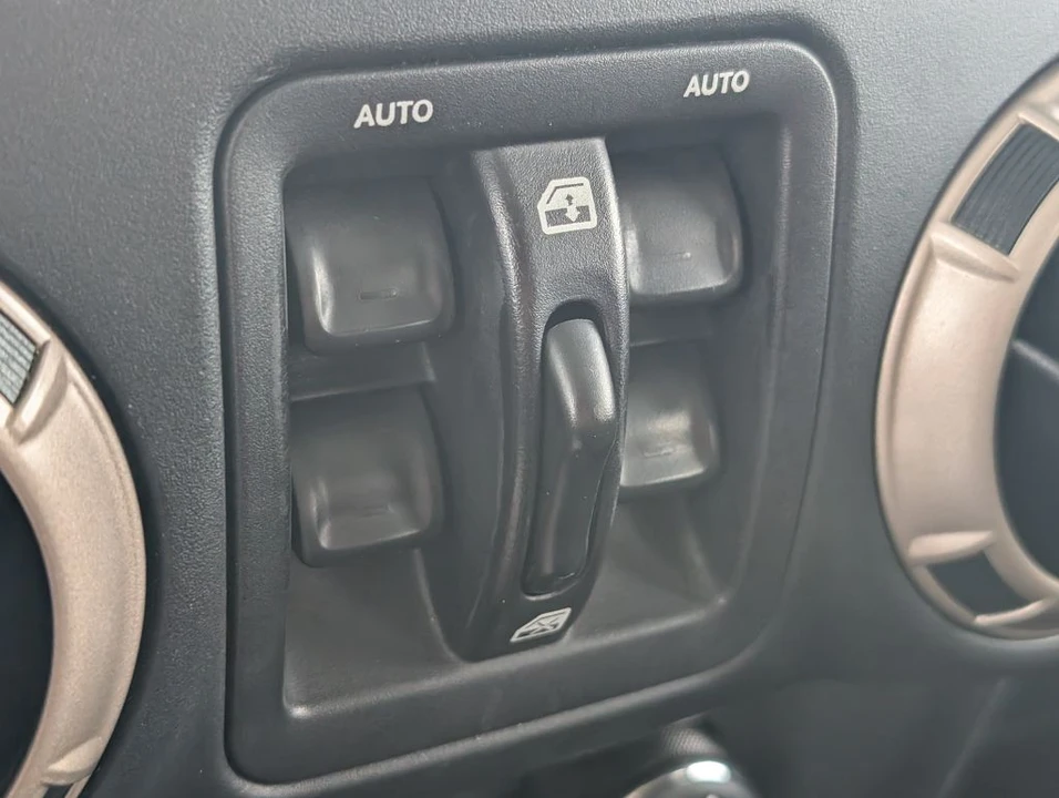 2017 Jeep JK Wrangler - Image 15 of 20