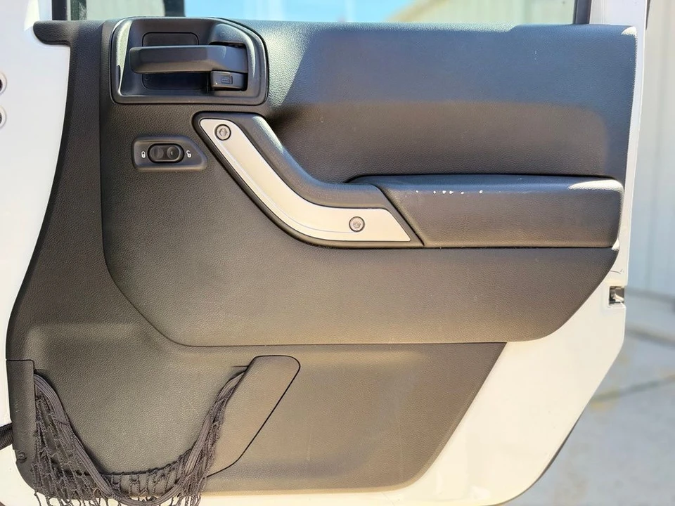 2017 Jeep JK Wrangler - Image 16 of 29
