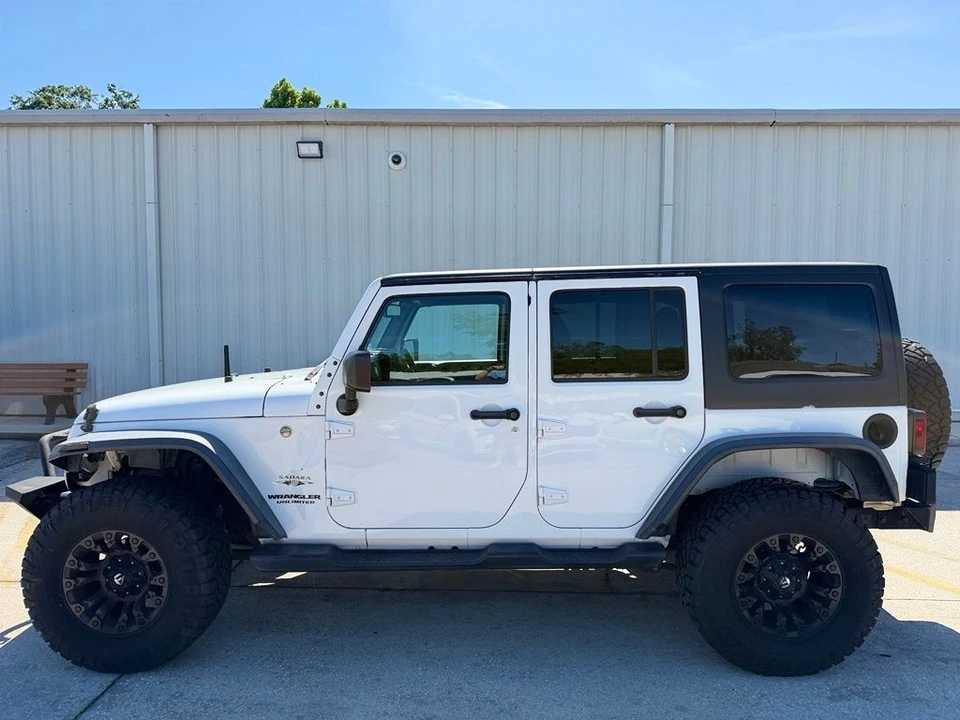 2017 Jeep JK Wrangler - Image 2 of 29