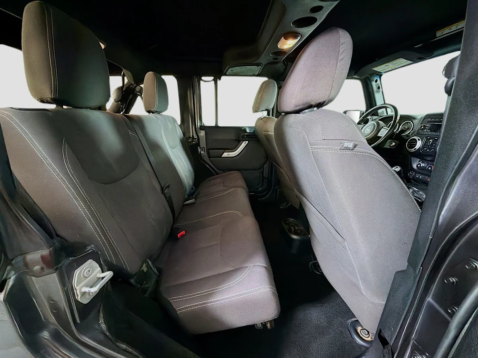 2017 Jeep JK Wrangler - Image 26 of 31