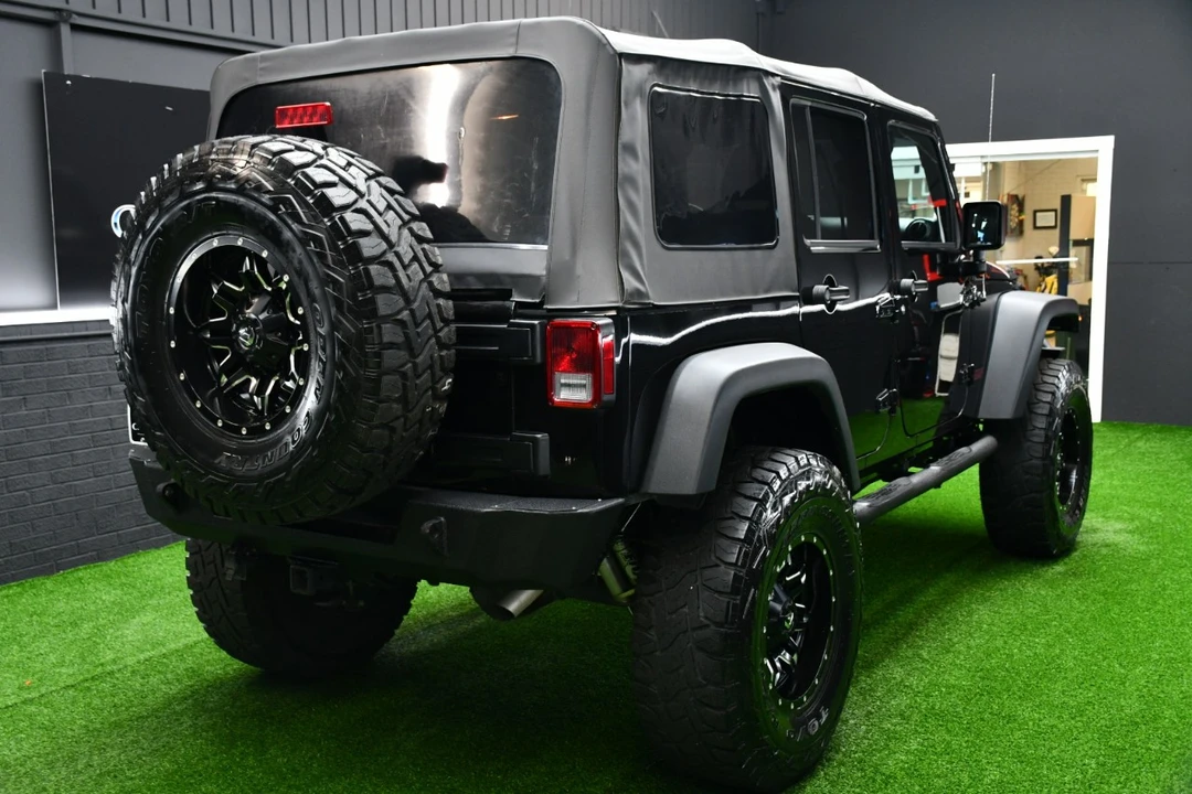 2017 Jeep JK Wrangler - Image 6 of 21