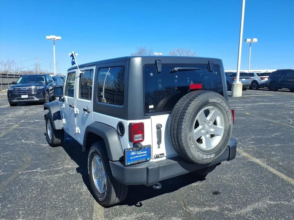 2017 Jeep JK Wrangler - Image 5 of 21