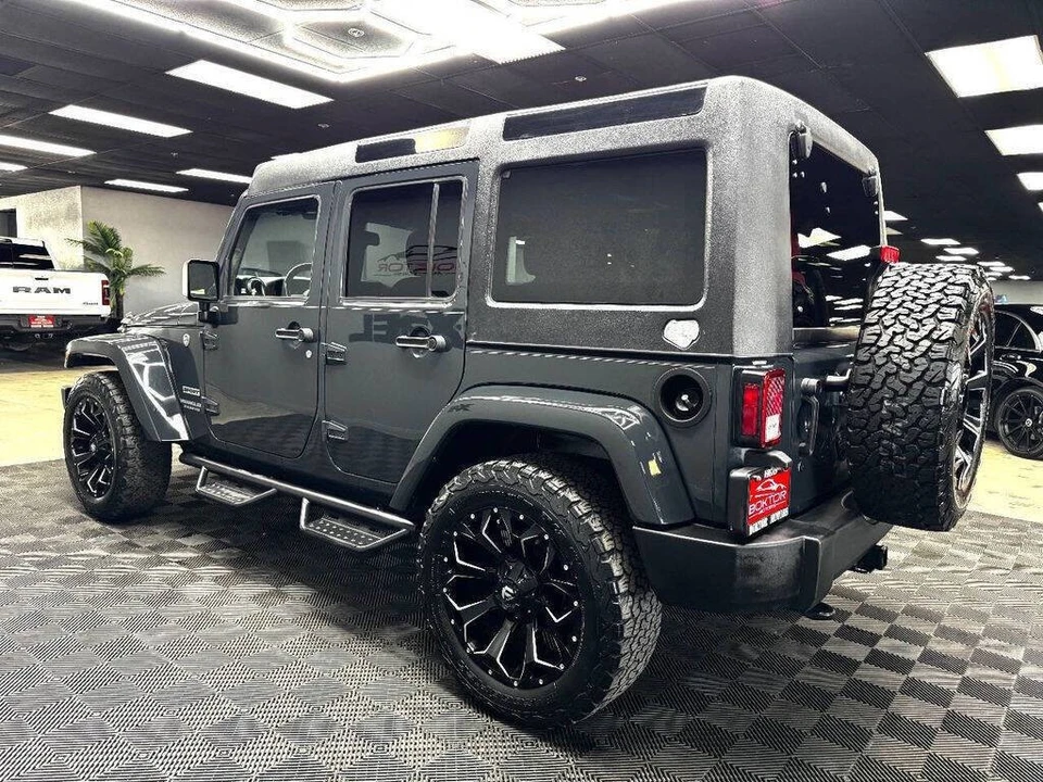 2017 Jeep JK Wrangler - Image 9 of 31