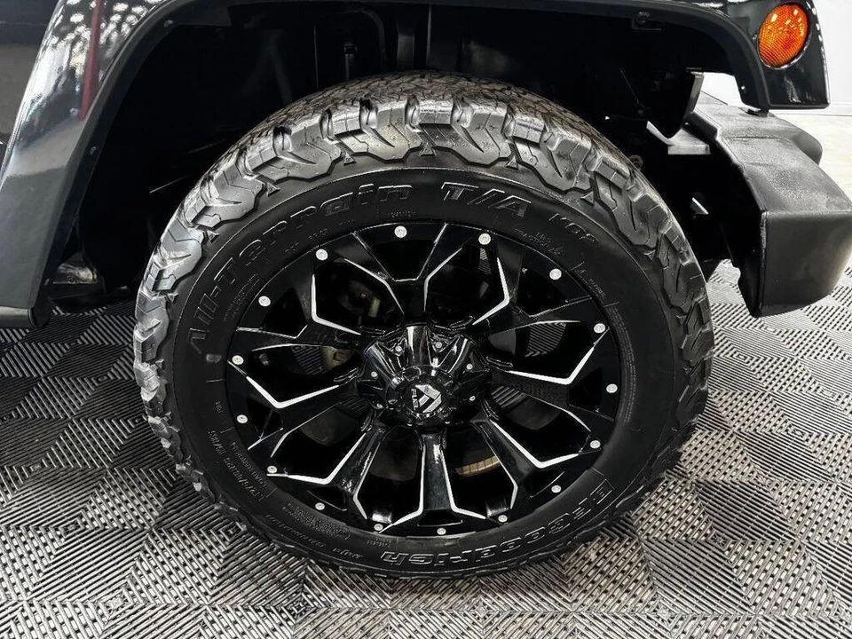 2017 Jeep JK Wrangler - Image 18 of 31