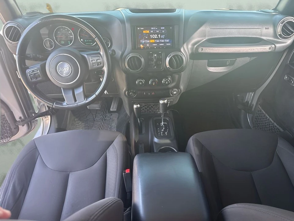 2017 Jeep JK Wrangler - Image 10 of 15