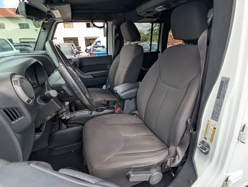 2017 Jeep JK Wrangler - Image 10 of 21